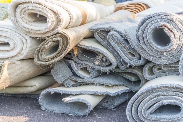 Carpet Removal Service in Lawrence