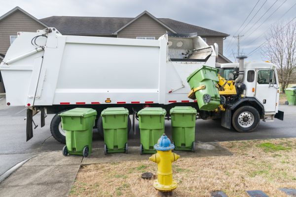 Rubbish Disposal Service in Lawrence