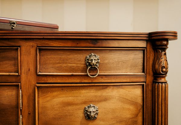 Dresser Disposal in Lawrence