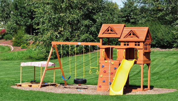 Playset Removal in Lawrence